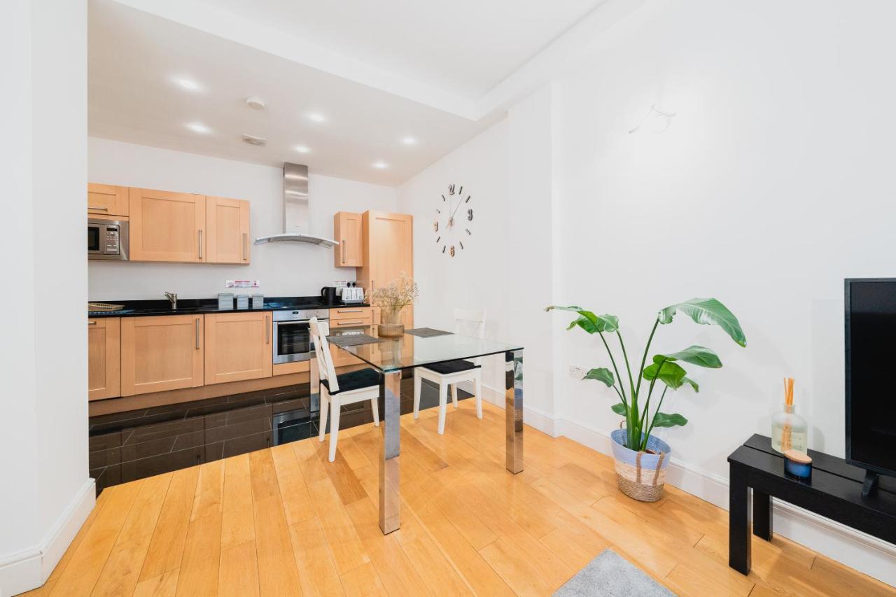 Covent Garden 2-Bedroom Apartment London Exterior photo